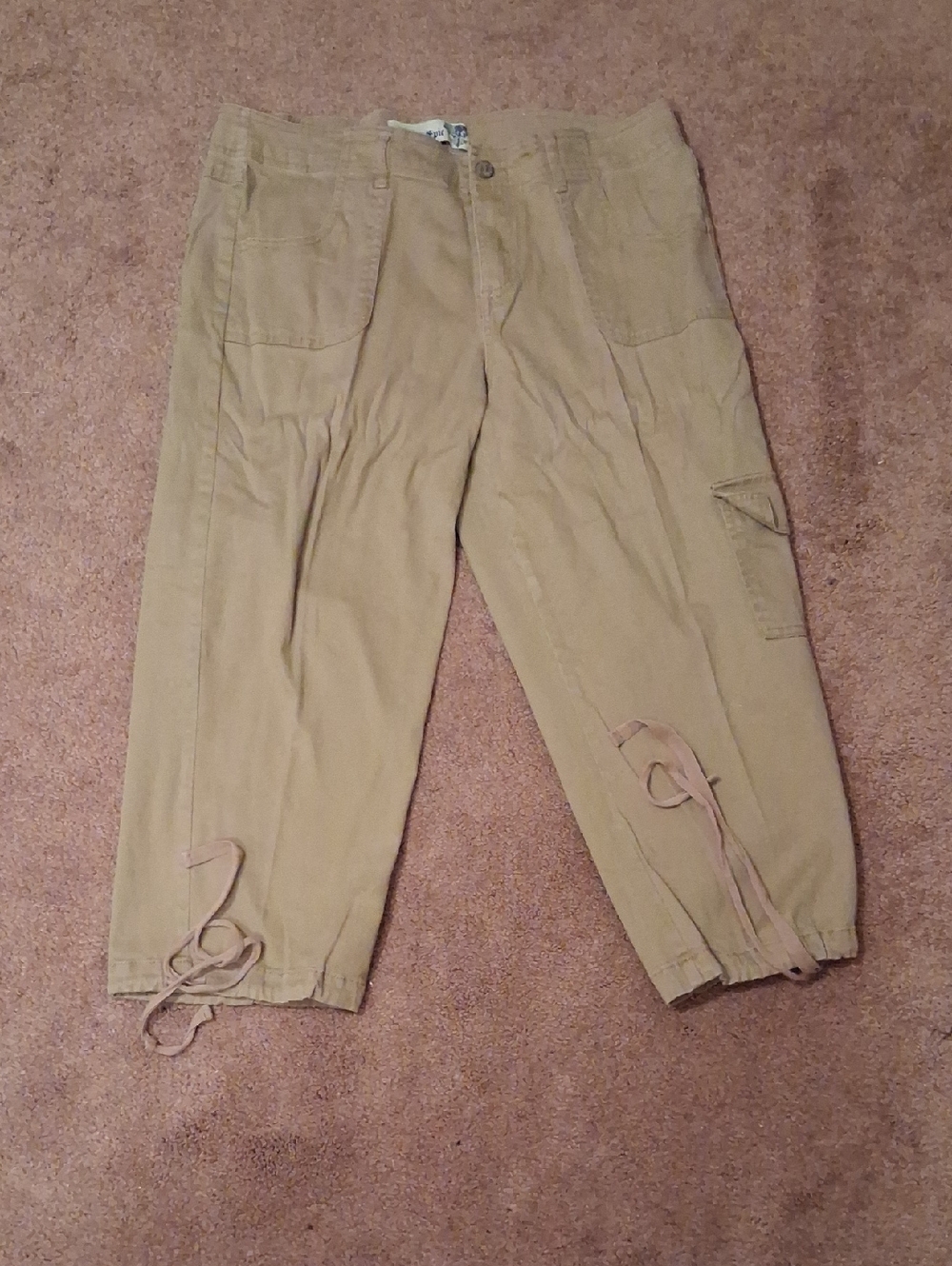 Women's Tan Cargo Capri Pants with Adjustable Hem